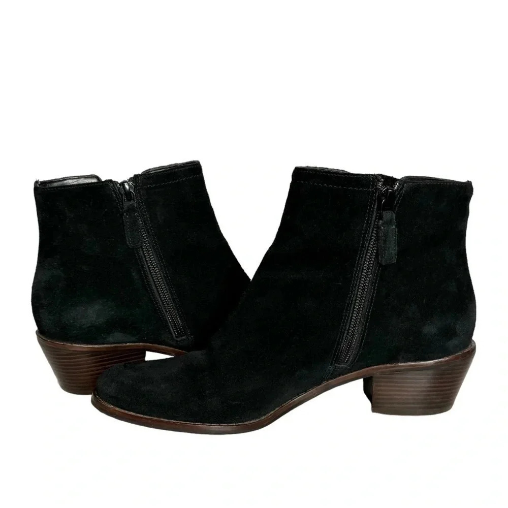 Cole Haan Willette II Bootie Size 7.5 Suede Buckles Lateral Zippers Black EUC - Picture 5 of 8